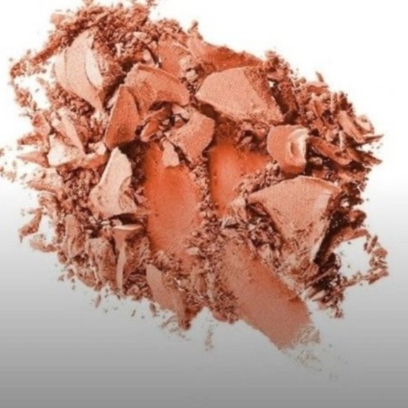 MAC Eyeshadow Suspiciously Sweet Frost (Pro-Palette) NIB - Picture 1 of 8